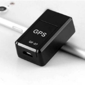 جهاز تتبع GPS صغير